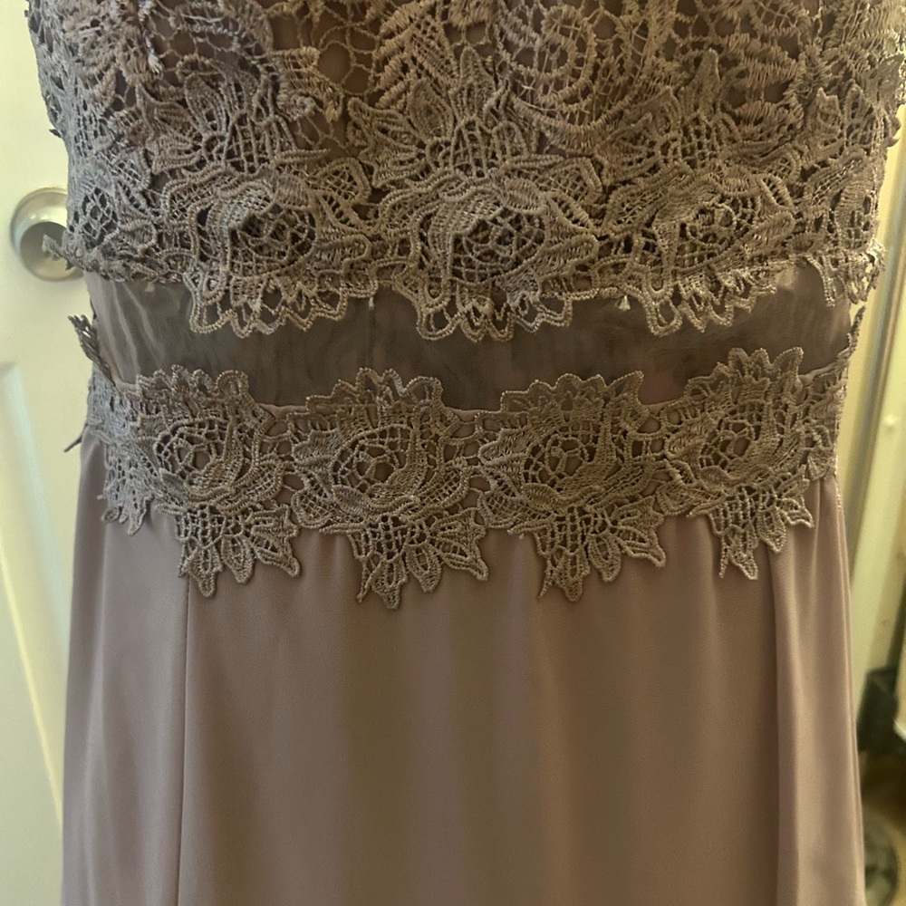 Soieblu Lace High Low Dress in Mauve - Picture 5 of 7